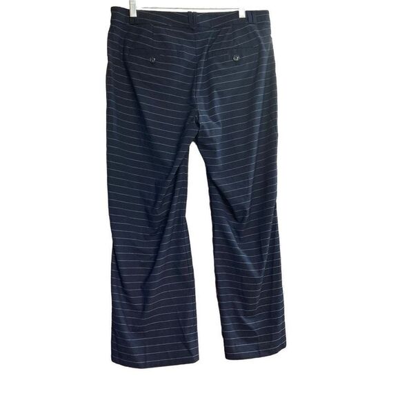BANANA REPUBLIC Women’s Logan Crop Pants Sz 6 Pin Stripe Blue & White Ins 24.5” - Picture 2 of 12